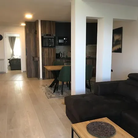 Milmari & - N Lux 108 아파트 *