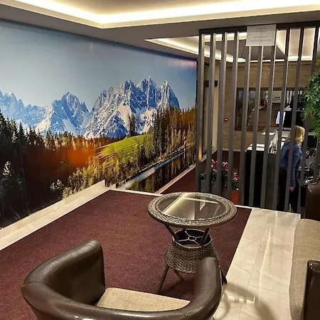 Milmari & - N Lux 108 *