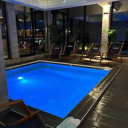 Milmari & - N Lux 108