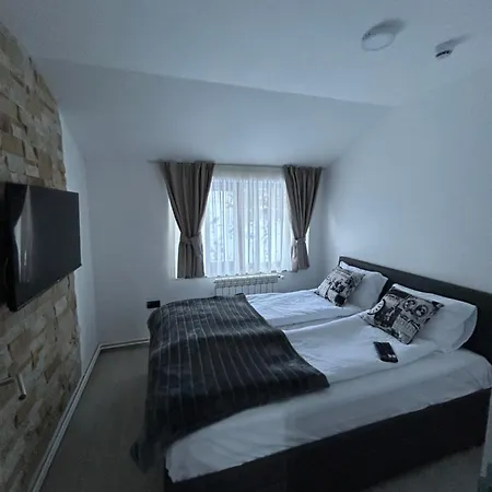 Milmari & - N Lux 108