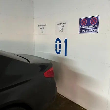 Milmari & - N Lux 108 아파트 *