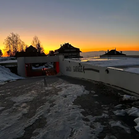 Milmari & - N Lux 108 *