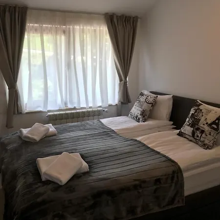 Milmari & - N Lux 108 Apartament *