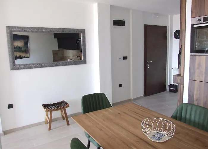 Apartman Milmari & - N Lux 108 *