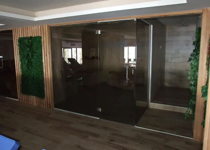 Milmari & - N Lux 108 *