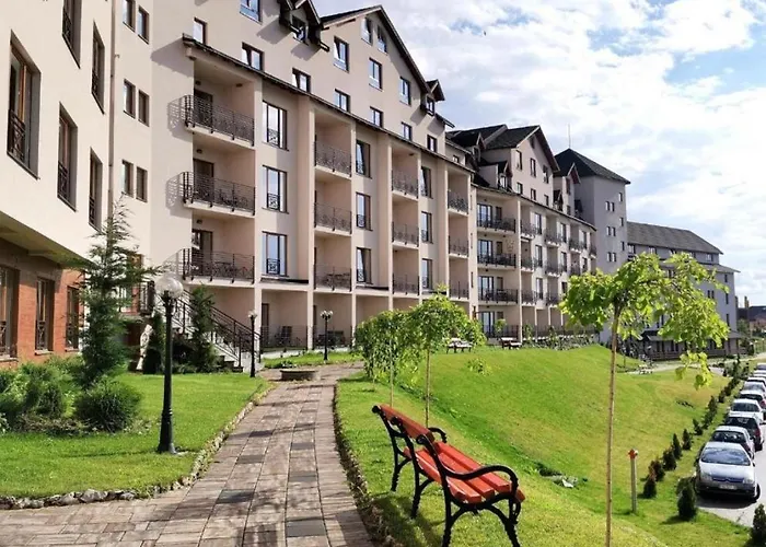 Milmari & - N Lux 108 Апартаменты *