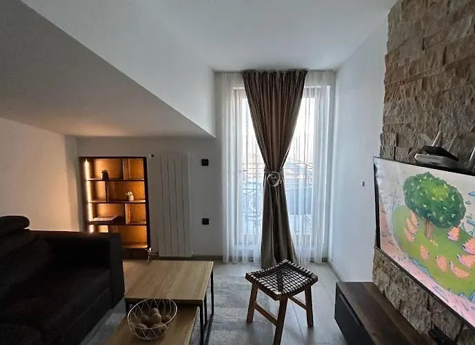 Апартаменты Milmari & - N Lux 108