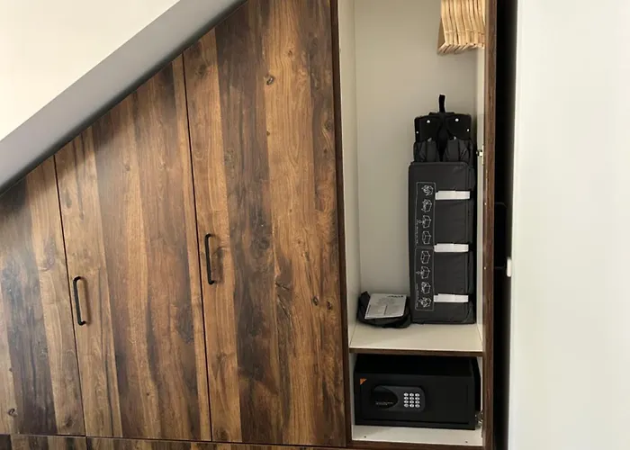 Milmari & - N Lux 108 Апартаменты